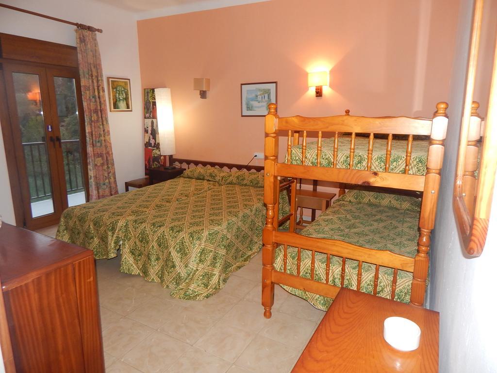 Residencia Santiago Mallorca Cala Figuera  Buitenkant foto