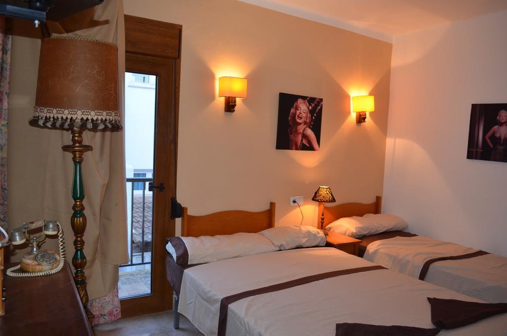 Residencia Santiago Mallorca Cala Figuera  Buitenkant foto